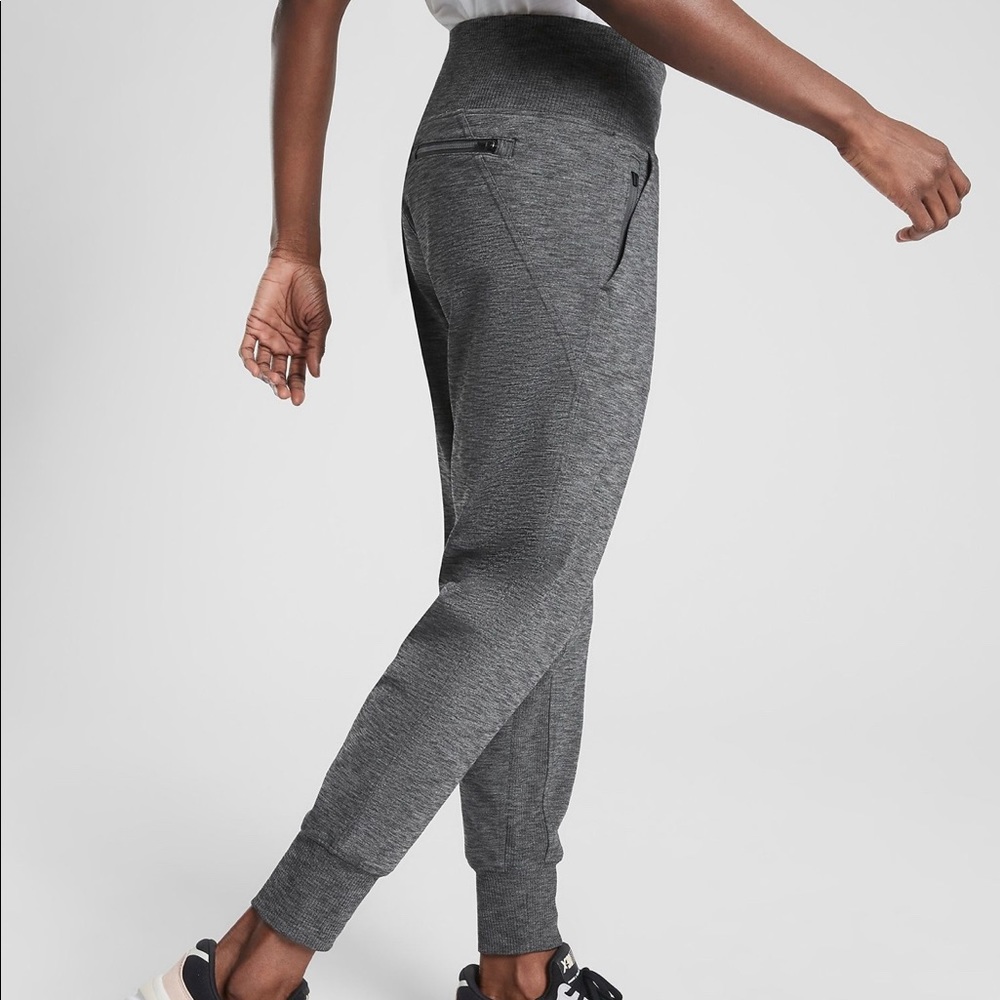 Women’s Athleta Venice Jogger